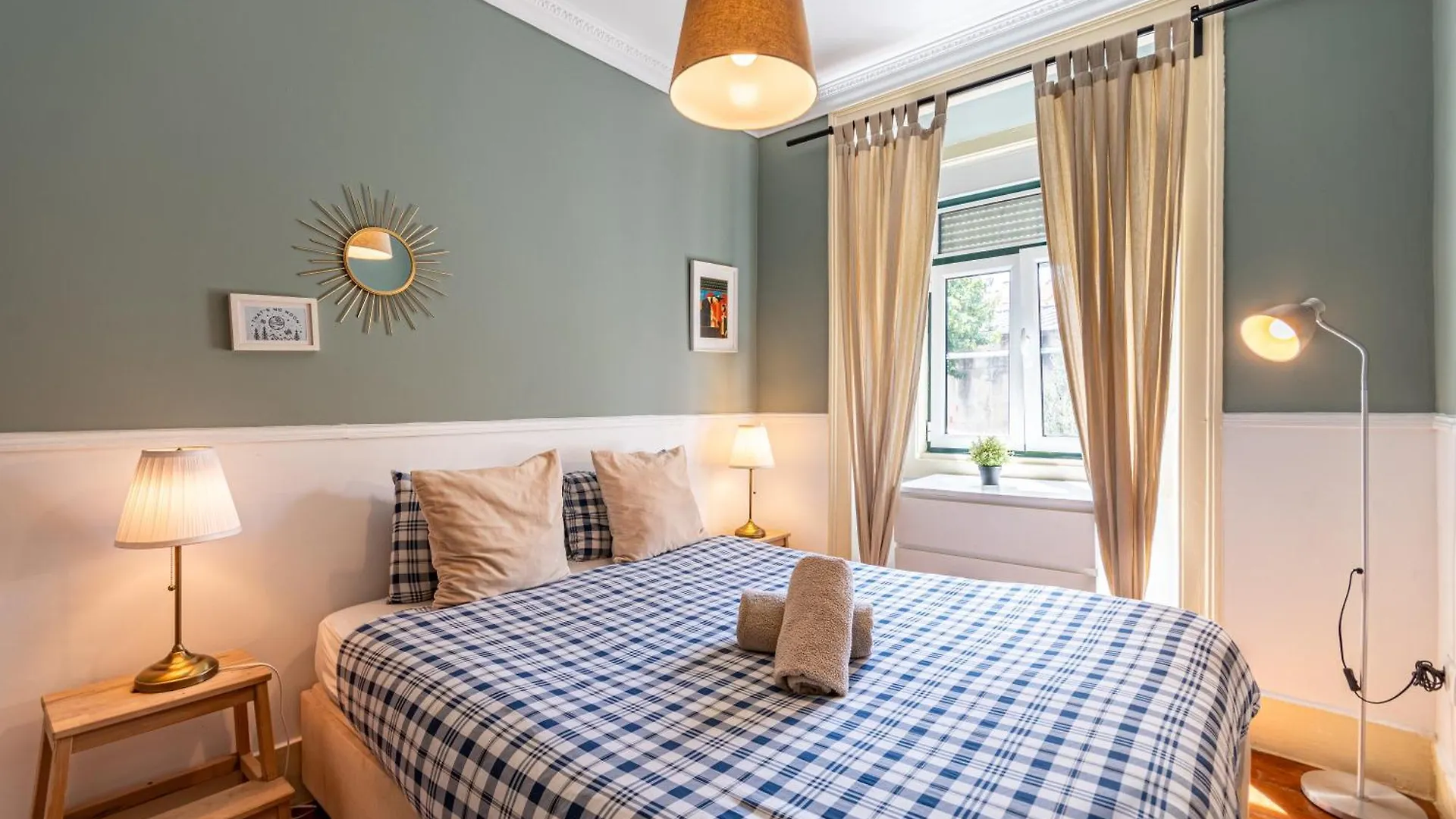 Apartment In The Typical Neighborhood- Graca Lisboa 0*,  Portugal