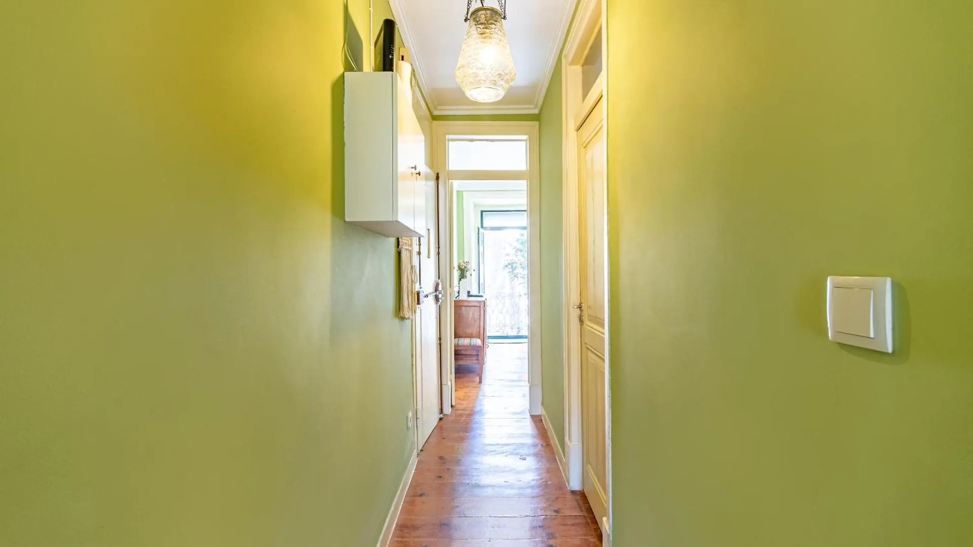 Apartment In The Typical Neighborhood- Graca Lisboa